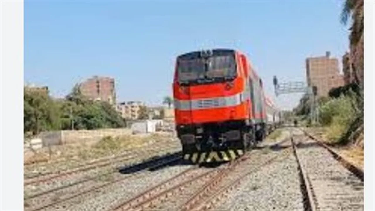 انتظام الحركة.. مواعيد انطلاق قطارات الصعيد والدلتا بتحديثات العربات الروسية والتالجو الجديدة